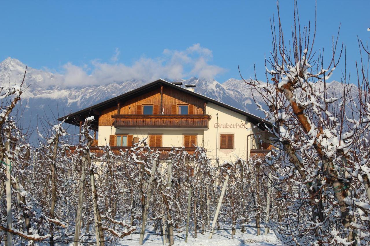 Gruberhof Bed & Breakfast Postal / Burgstall Dış mekan fotoğraf