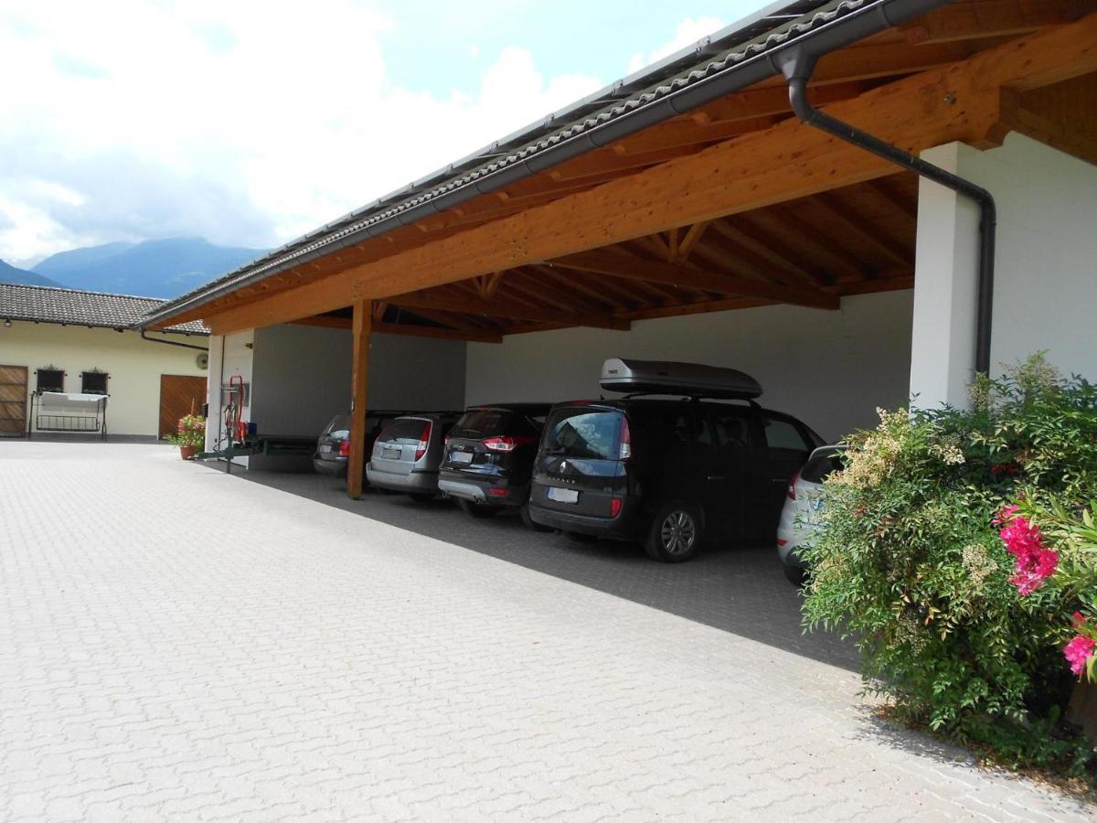 Gruberhof Bed & Breakfast Postal / Burgstall Dış mekan fotoğraf