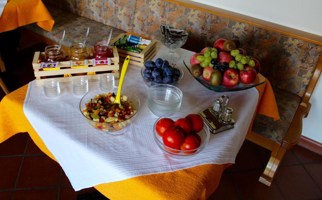 Gruberhof Bed & Breakfast Postal / Burgstall Dış mekan fotoğraf