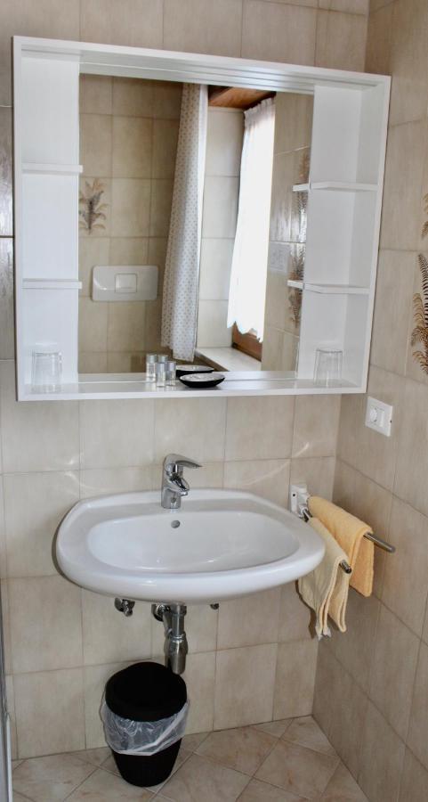Gruberhof Bed & Breakfast Postal / Burgstall Dış mekan fotoğraf
